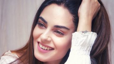 Amar Khan Talks About Her Debut Film “Dum Mastam” as it Goes on Floors